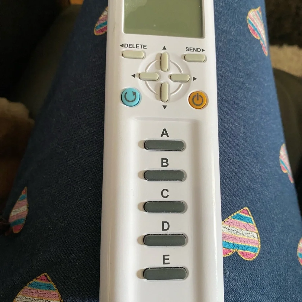 I Clicker 2 student remote 2nd edition - Picture 3 of 5